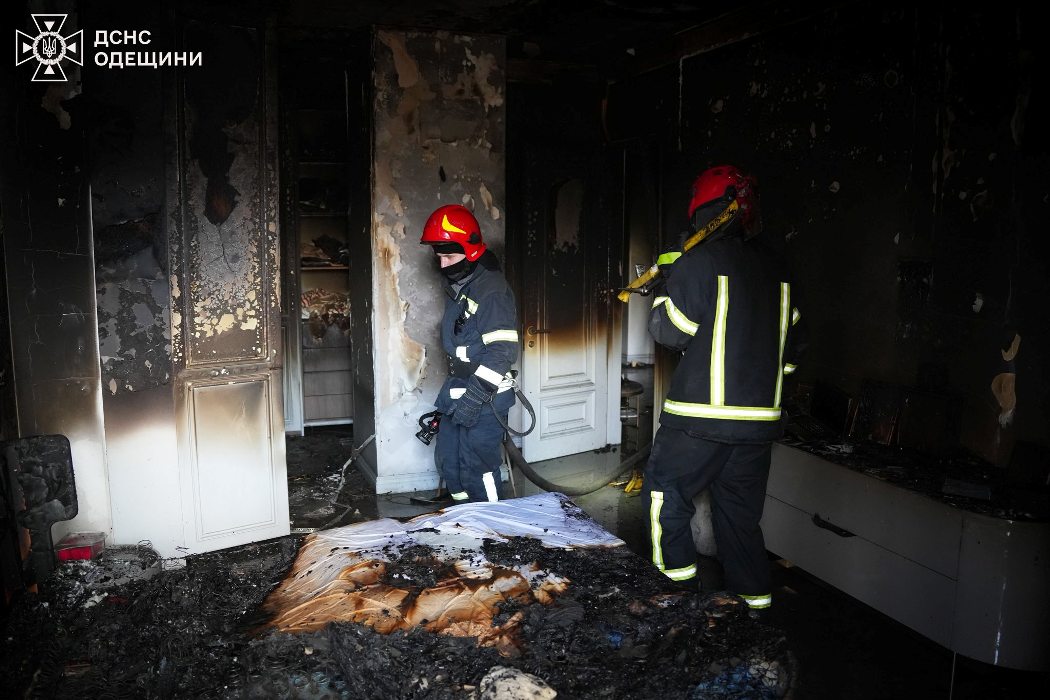 В Одесі через вибух павербанку горіла квартира у багатоповерхівці