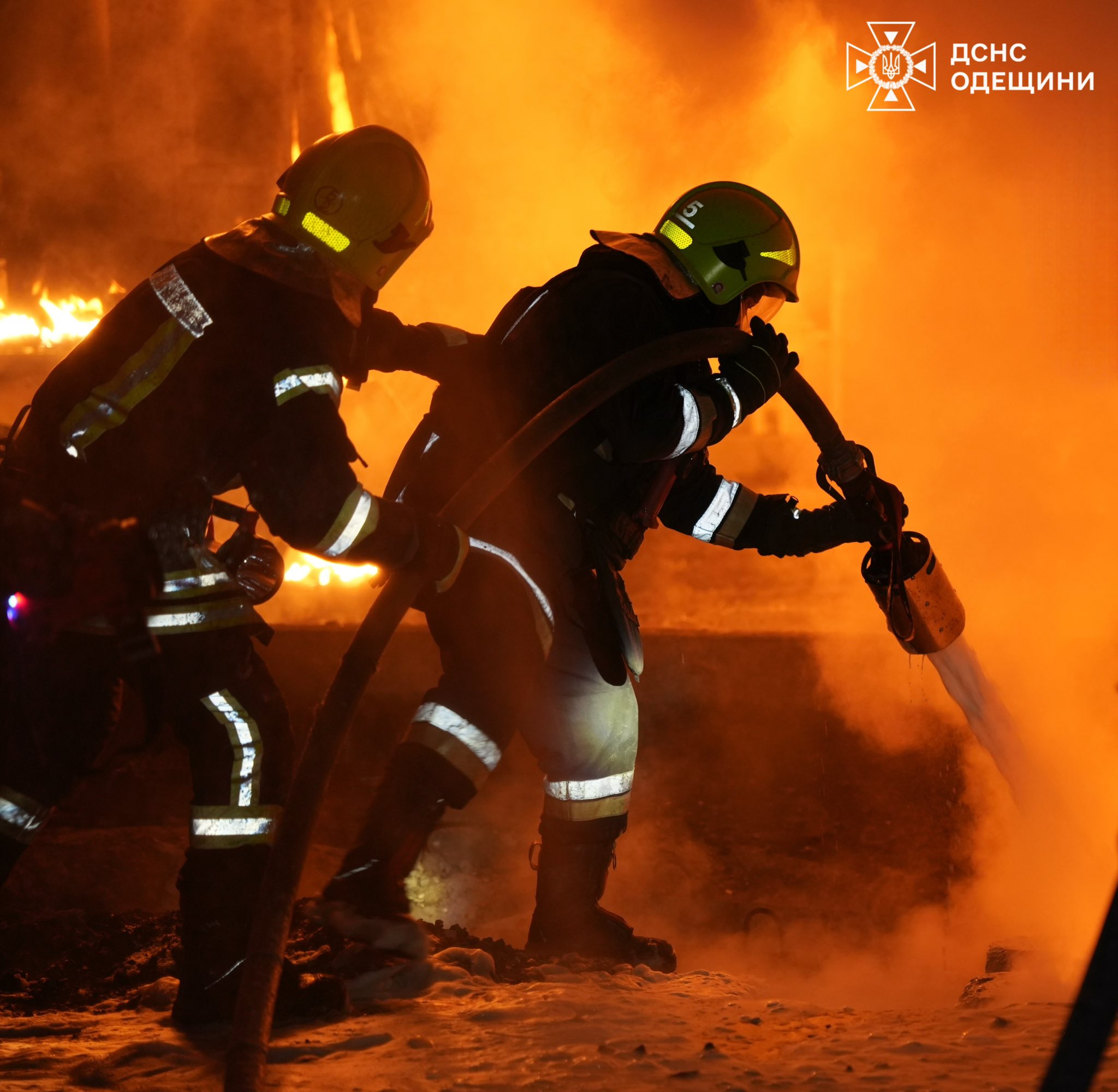 В Одесі вночі росіяни вдарили по енергооб’єкту: поранення отримала жінка