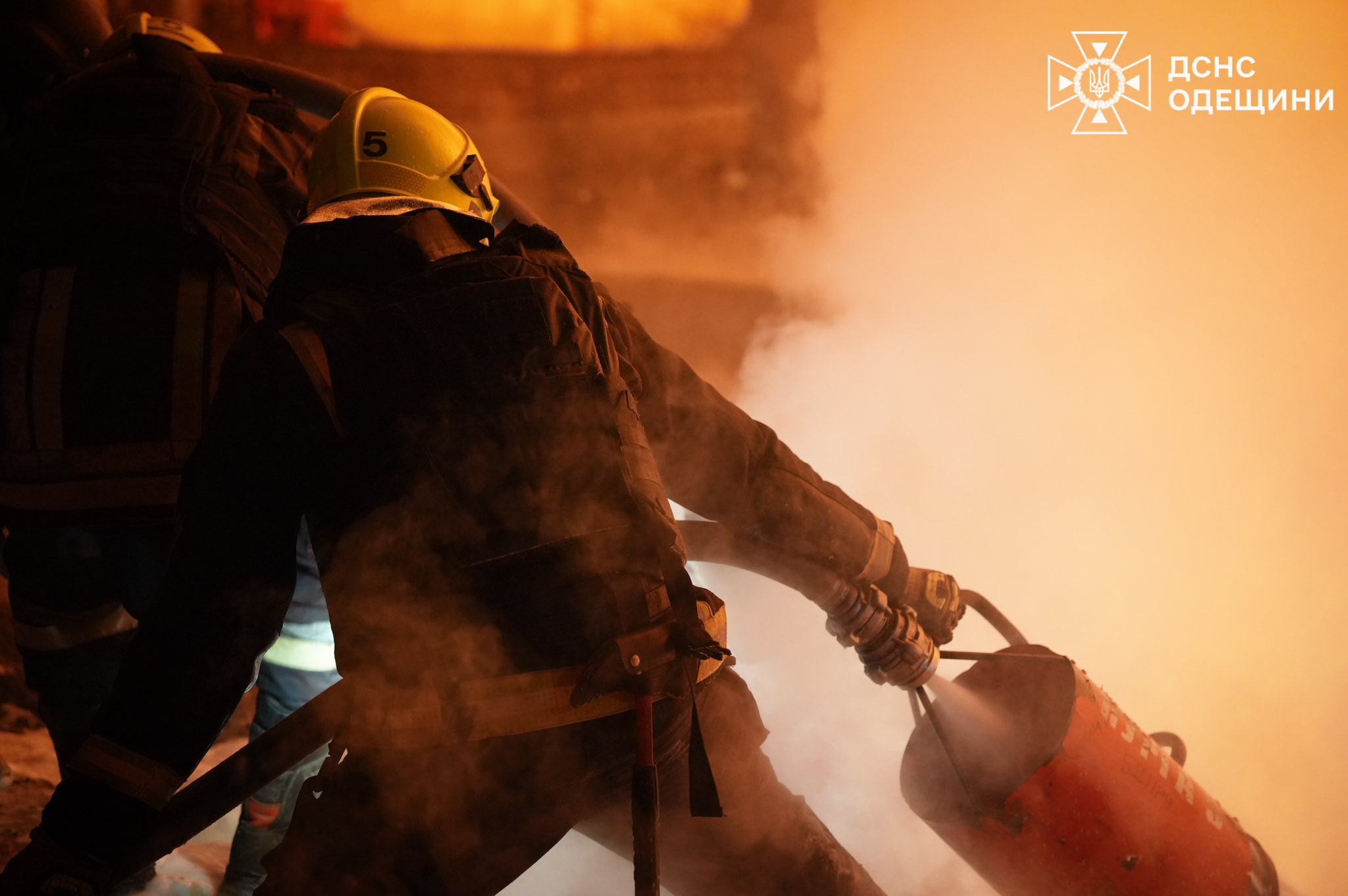 В Одесі вночі росіяни вдарили по енергооб’єкту: поранення отримала жінка