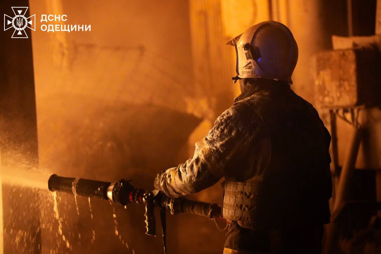 На Одещині ворог знову вдарив по енергетиці: постраждала одна людина