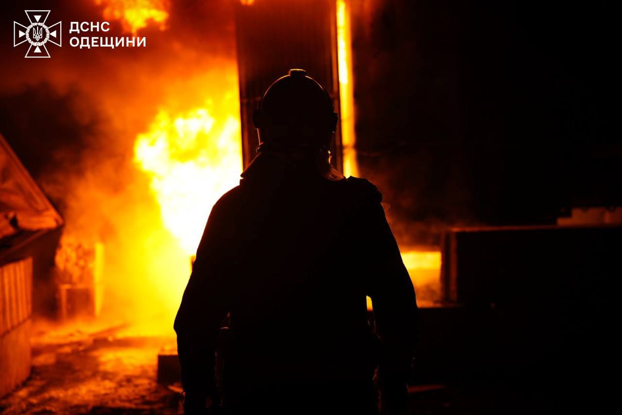 На Одещині ворог знову вдарив по енергетиці: постраждала одна людина