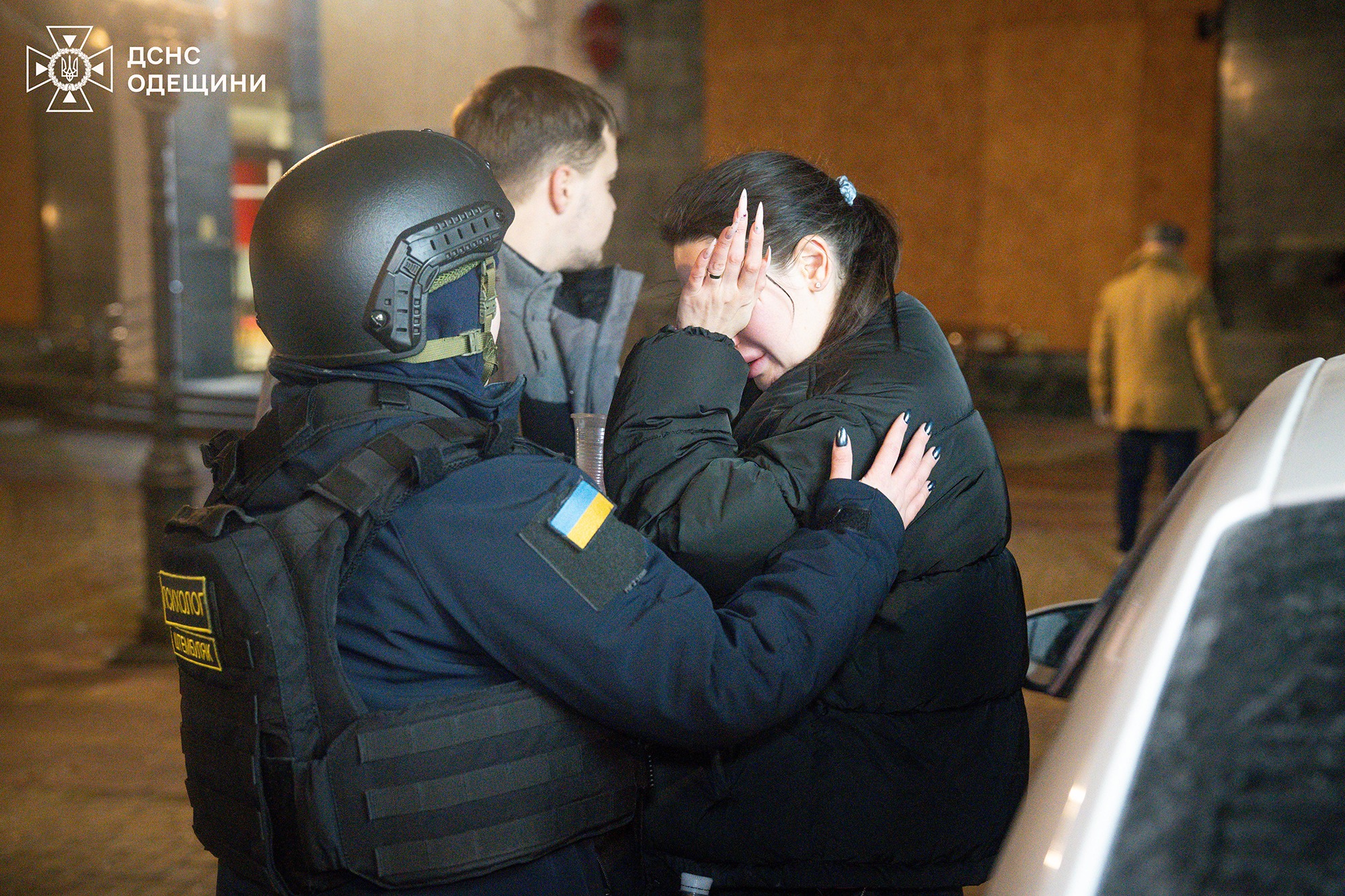 Вночі росія знову атакувала Одесу ударними безпілотниками: горів житловий будинок