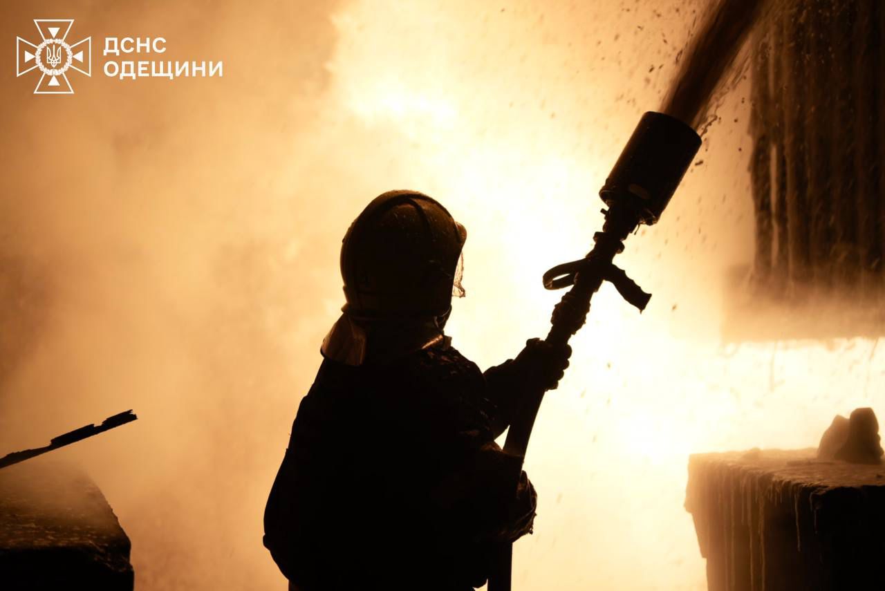 На Одещині ворог знову вдарив по енергетиці: постраждала одна людина