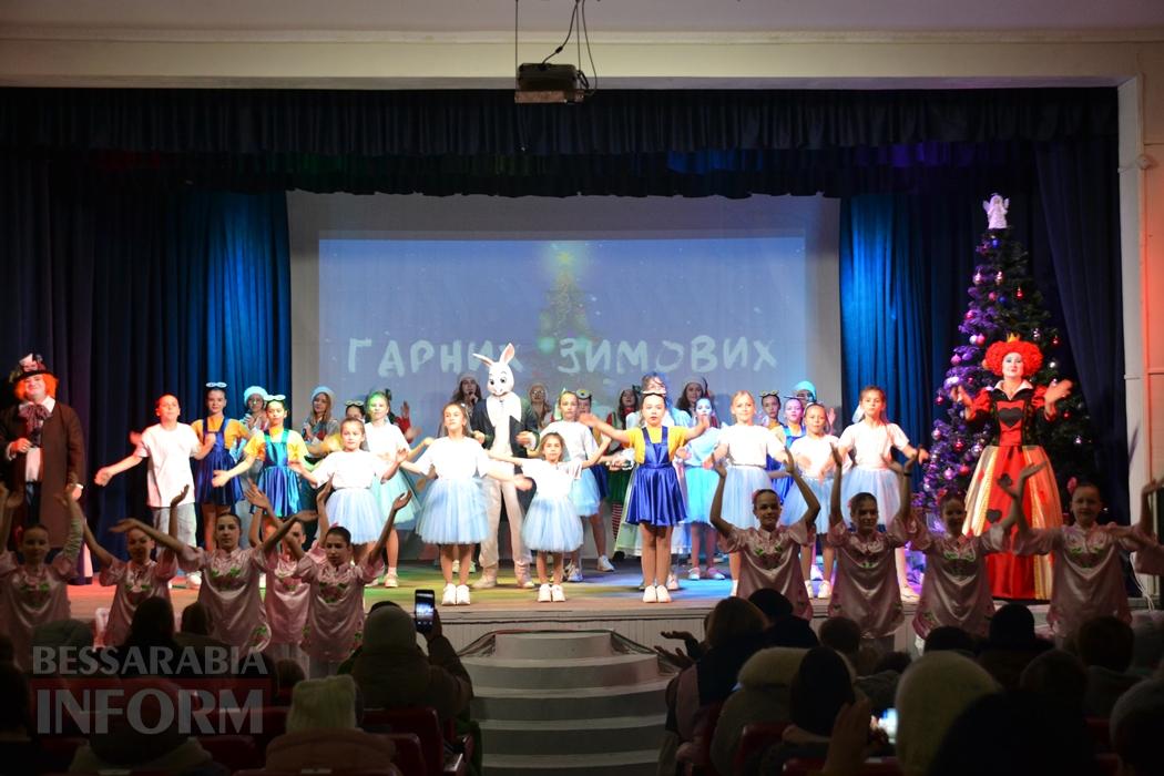 Тисячі дітей Кілійської громади отримали різдвяні подарунки від Олександра Дубового - триває традиційна акція "Фонда Добра та Любові"