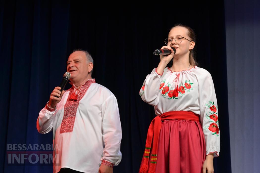 У Кілії День органів місцевого самоврядування відзначили приємними сюрпризами, нагородженнями та концертом