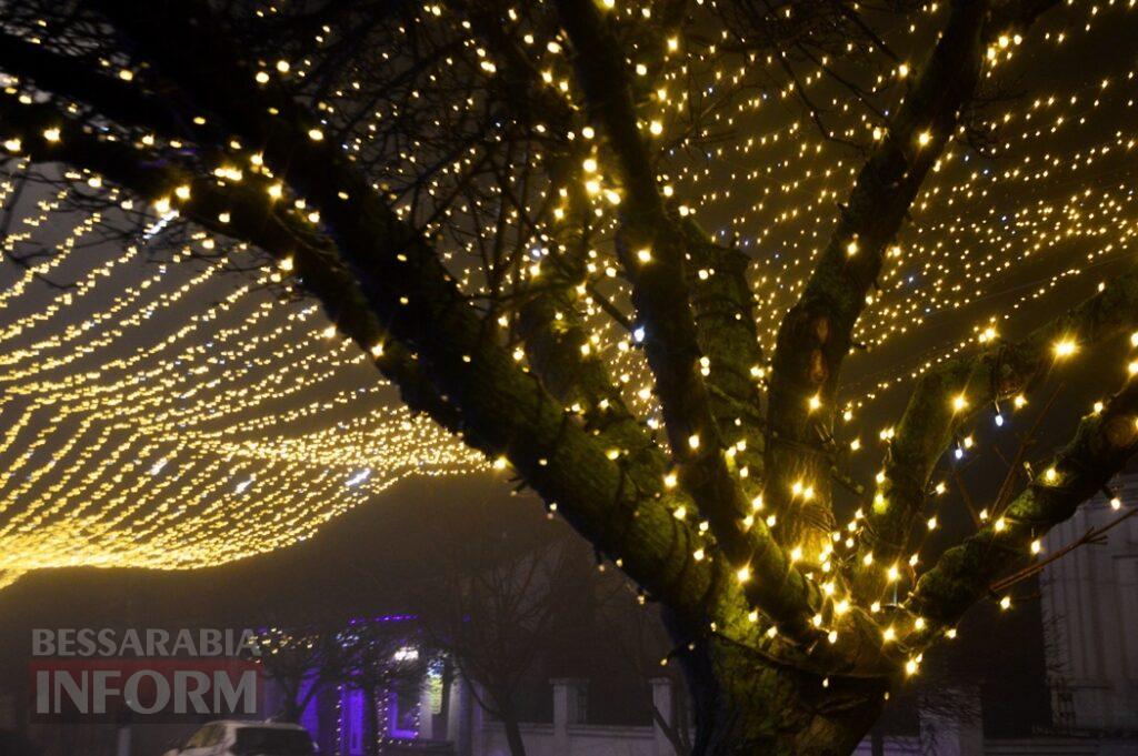Новорічна казка в Аккермані на тлі темряви ворожих атак: як святкова атмосфера може стати "пальним" для психологічного здоров'я