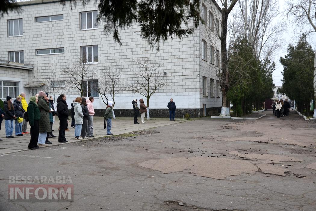 Останній дзвоник у рідній школі продзвенів для загиблої внаслідок ДТП десятикласниці з Кілії Анастасії Бугаєнко