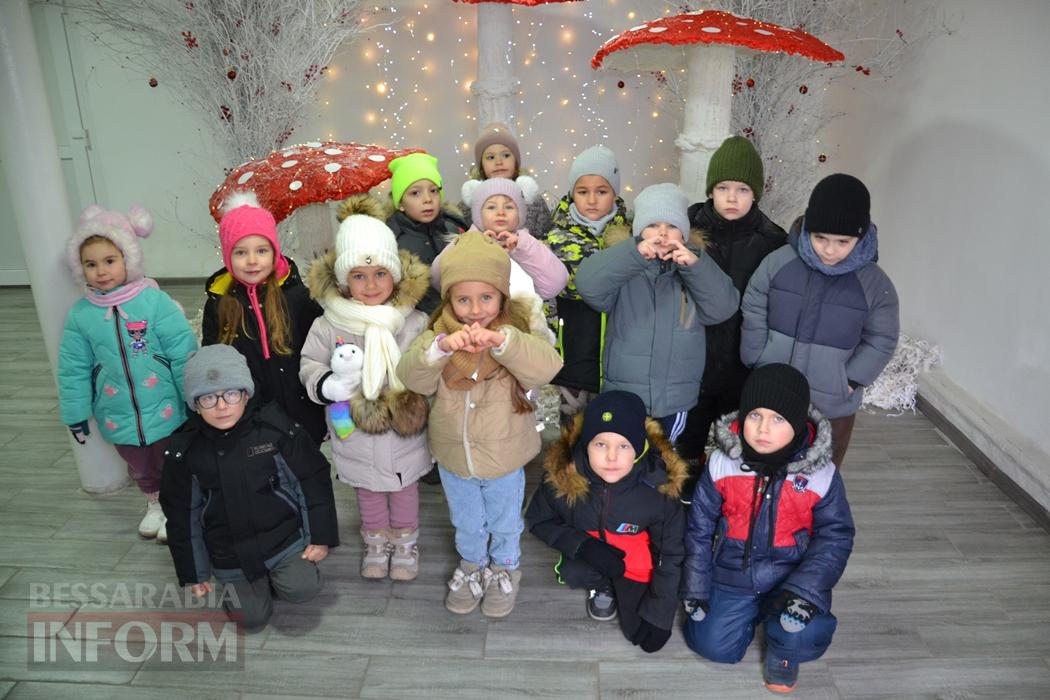 Тисячі дітей Кілійської громади отримали різдвяні подарунки від Олександра Дубового - триває традиційна акція "Фонда Добра та Любові"