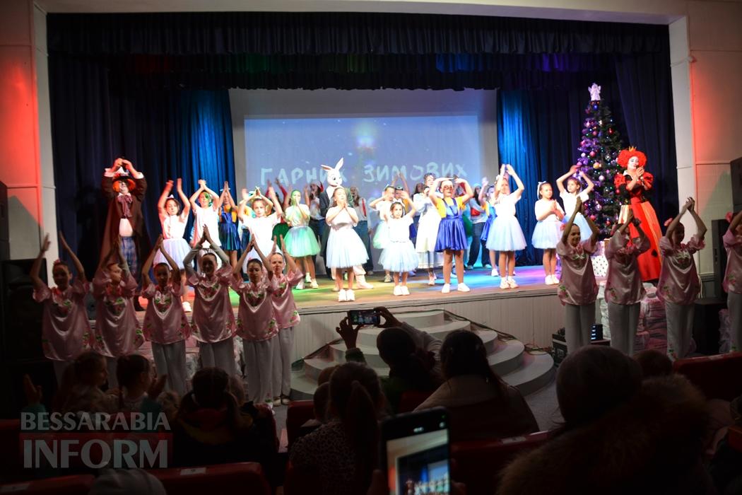 Тисячі дітей Кілійської громади отримали різдвяні подарунки від Олександра Дубового - триває традиційна акція "Фонда Добра та Любові"