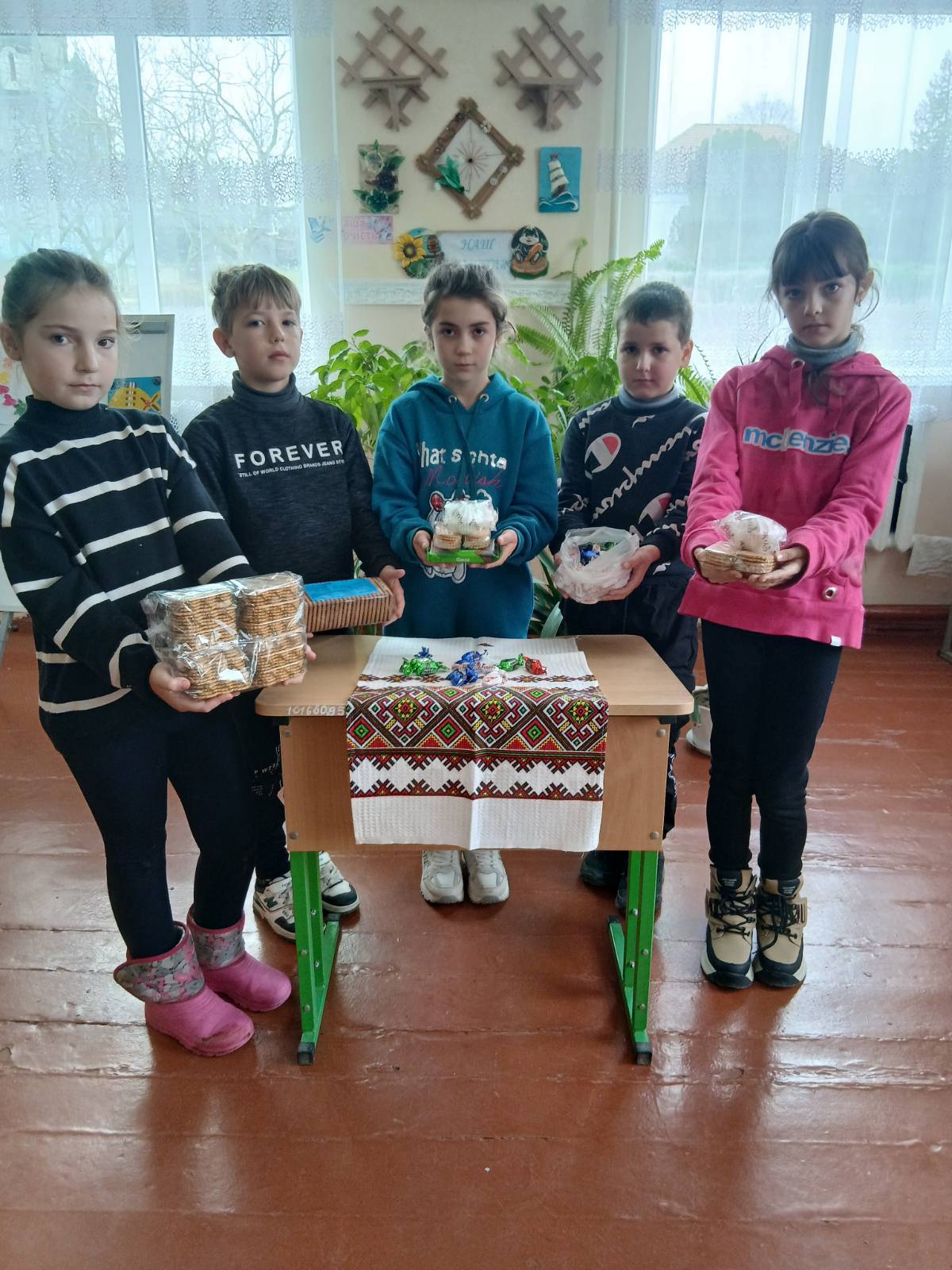 У громаді Ізмаїльського району спекли смаколики за домашніми рецептами для захисників