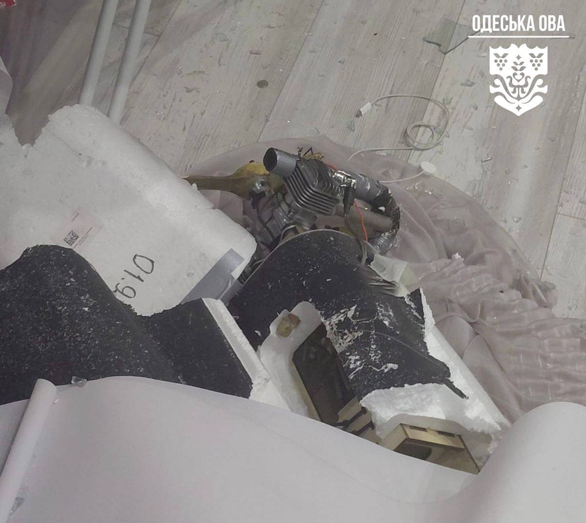 Ввечері російські терористи атакували багатоповерхівки Одеси: подробиці