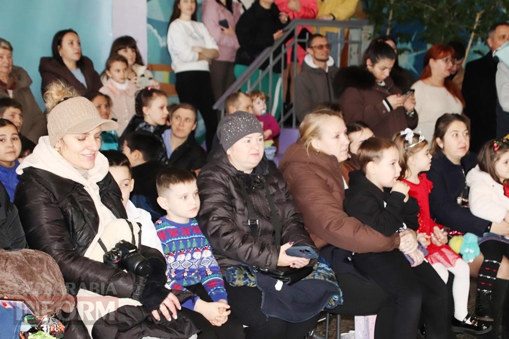 Країна Миколая у Болграді: дітям вразливих категорій громади подарували святкове дійство