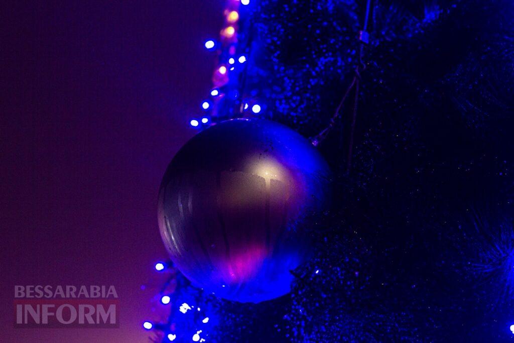 Новорічна казка в Аккермані на тлі темряви ворожих атак: як святкова атмосфера може стати "пальним" для психологічного здоров'я