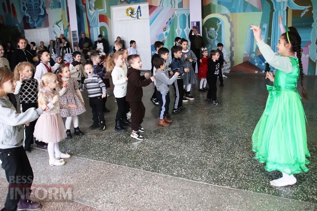 Країна Миколая у Болграді: дітям вразливих категорій громади подарували святкове дійство