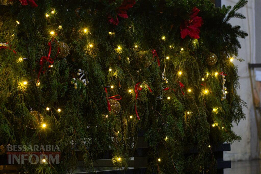 Новорічна казка в Аккермані на тлі темряви ворожих атак: як святкова атмосфера може стати "пальним" для психологічного здоров'я