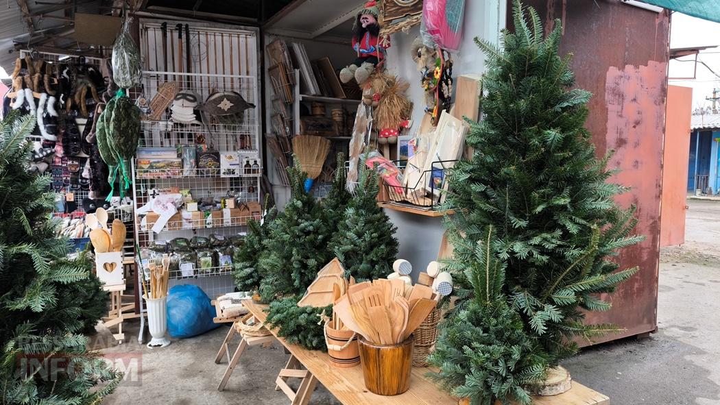 З ароматом лісу: вартість та асортимент ялинок та сосен у Кілії