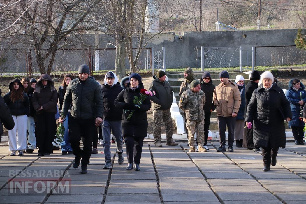 Вони пішли, щоб ми жили: у Виноградівці Болградської громади відкрили меморіальні дошки трьом Героям