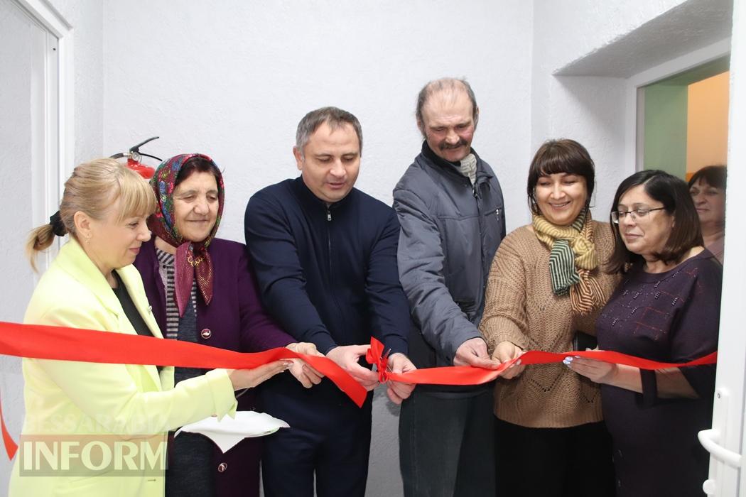 Актова зала як різдвяне диво: у Владичені Болградської громади здійснили бажання школярів