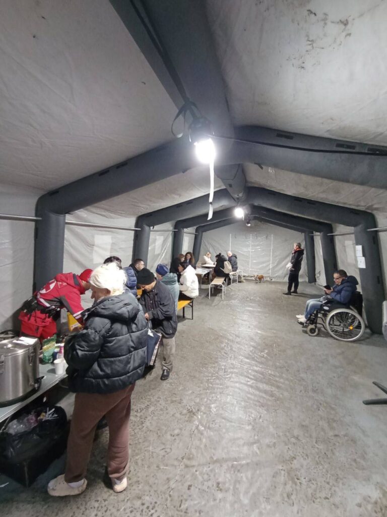 Внаслідок нічної атаки в Одесі пошкоджені понад тисяча квартир