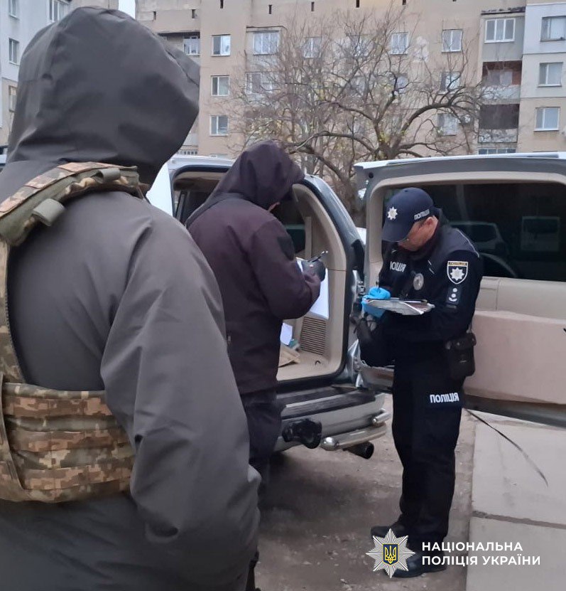 Возив гранати у багажнику: жителя Білгорода-Дністровського затримано за незаконне поводження з бойовими припасами