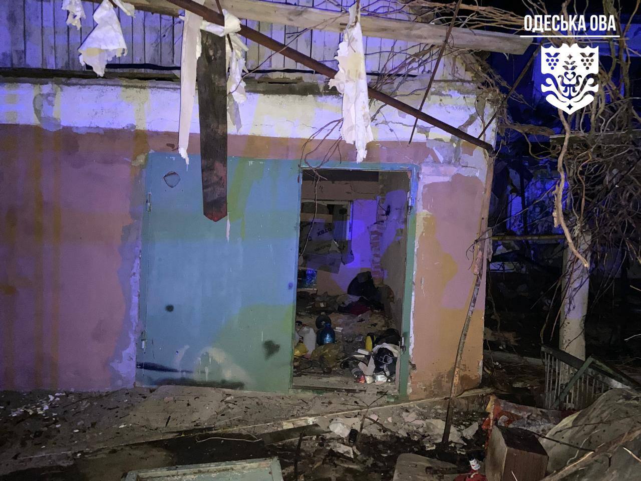 На півдні Одещини ворог масовано вдарив по критичній та цивільній інфраструктурі: наслідки атаки