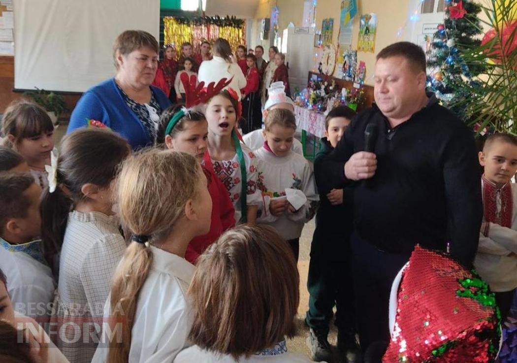 Тисячі дітей Кілійської громади отримали різдвяні подарунки від Олександра Дубового - триває традиційна акція "Фонда Добра та Любові"