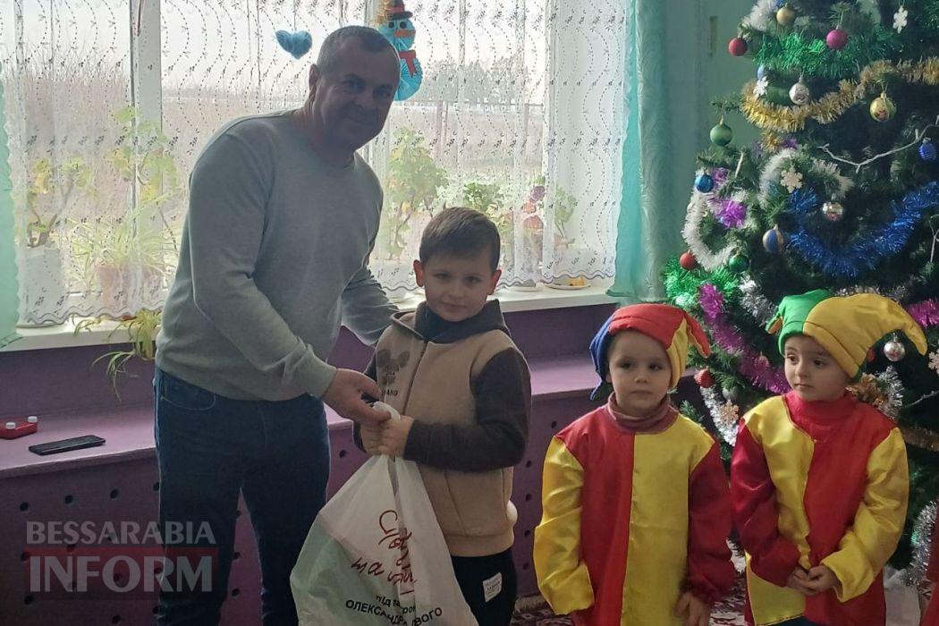 Тисячі дітей Кілійської громади отримали різдвяні подарунки від Олександра Дубового - триває традиційна акція "Фонда Добра та Любові"