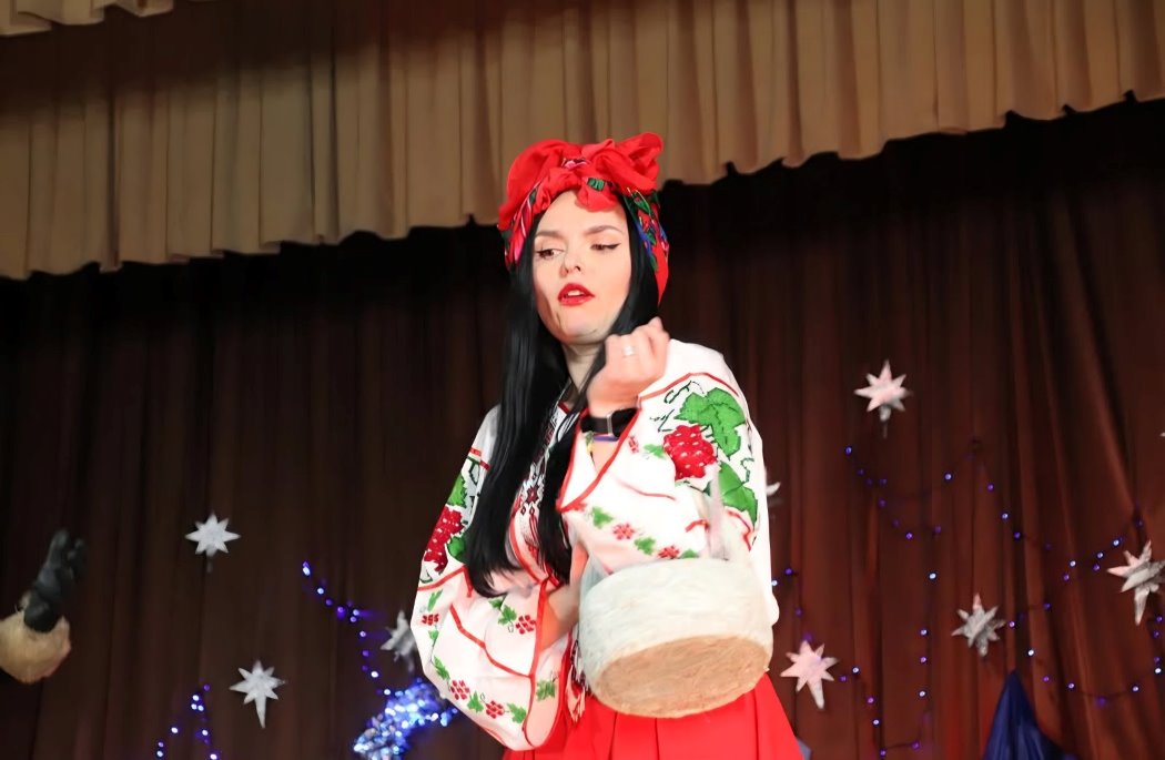 Різдвяне диво на сцені: у Болграді та Залізничному покажуть сімейну виставу «Ніч перед Різдвом»