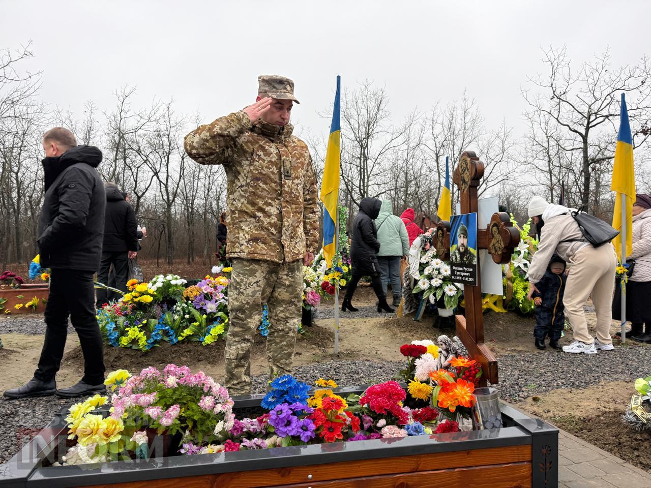 В Ізмаїлі з нагоди Дня Збройних Сил України урочисто вшанували пам’ять полеглих Героїв