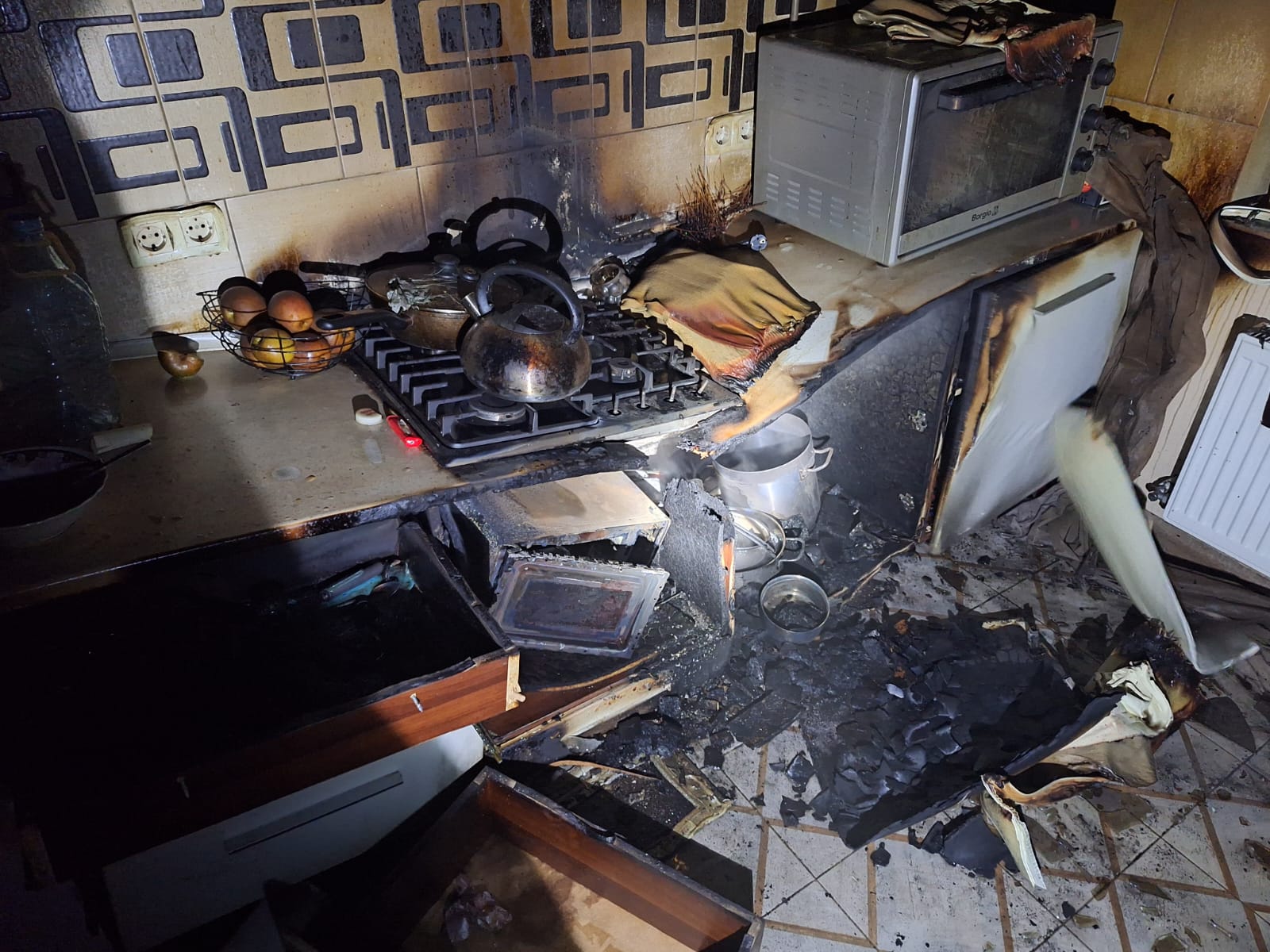 В Ізмаїлі загорання мікрохвильової печі призвело до пожежі