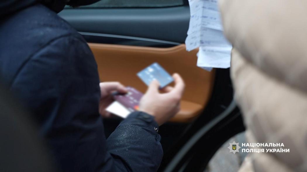 В Одесі викрили завідувачку психіатрією, яка вимагала з хворого чоловіка 500 доларів за лікування