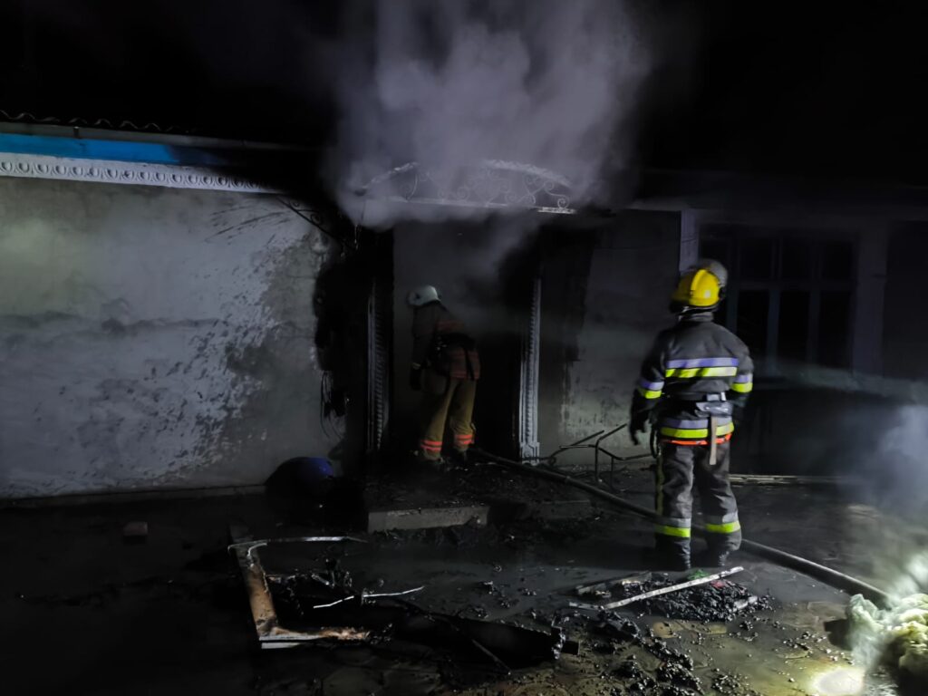 У Кілії спалахнула пожежа на території храму Покрови: серйозно постраждав сторож