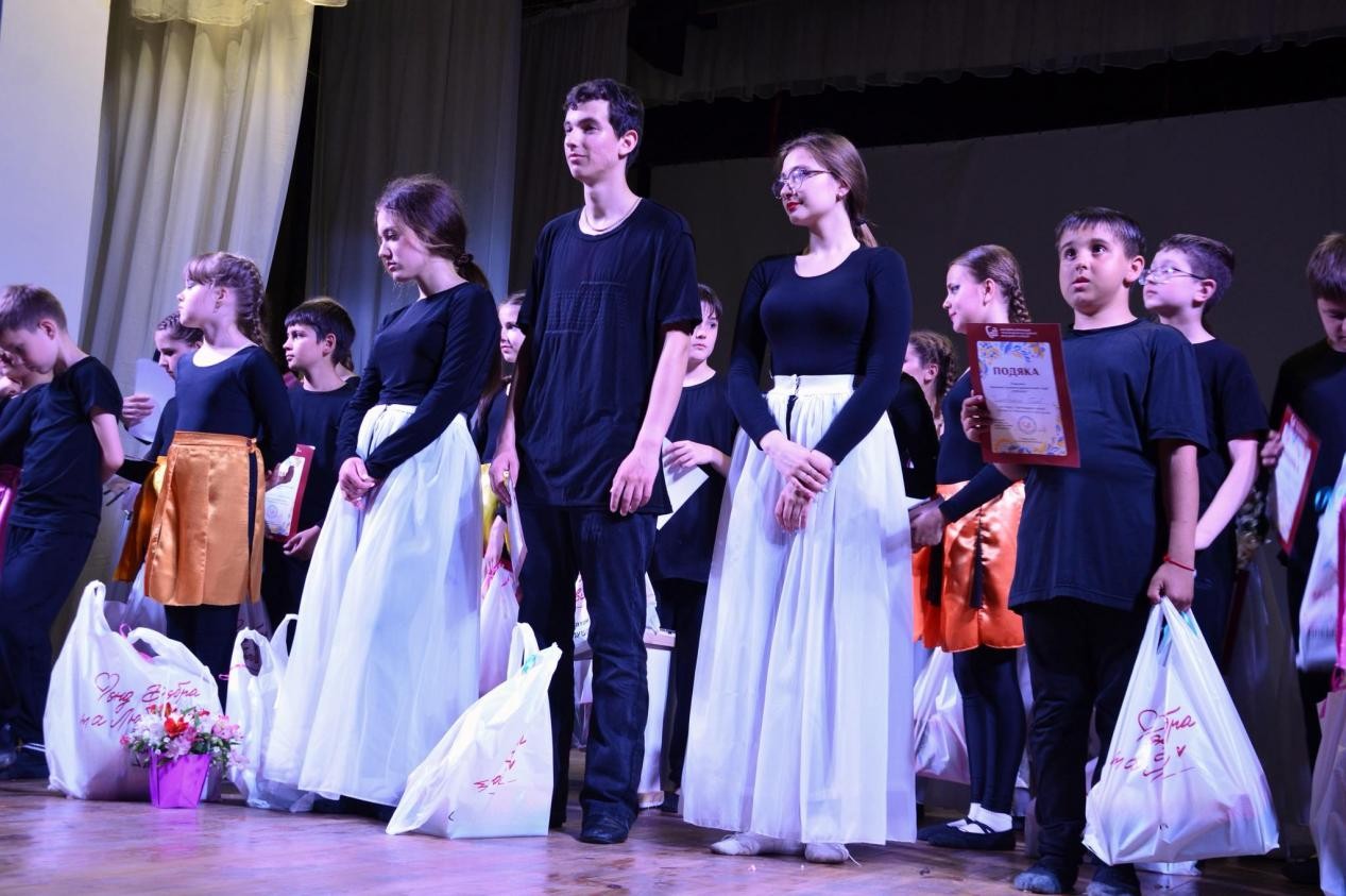 "Фонд Добра та Любові" Олександра Дубового продовжує тримати гуманітарний фронт: головні досягнення 2025 року