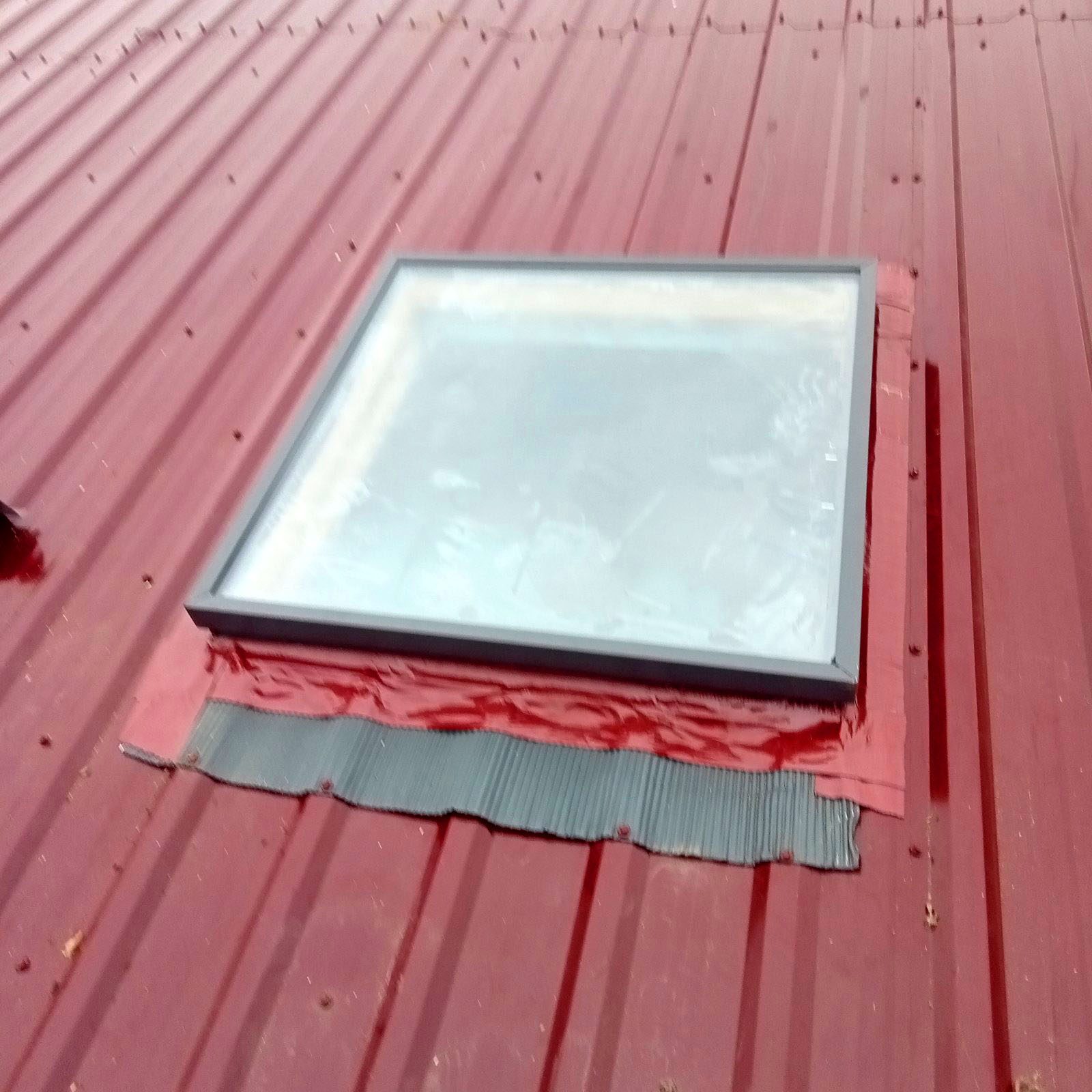 У громаді Болградського району оновили дах з впровадженням енергозберігаючих технологій