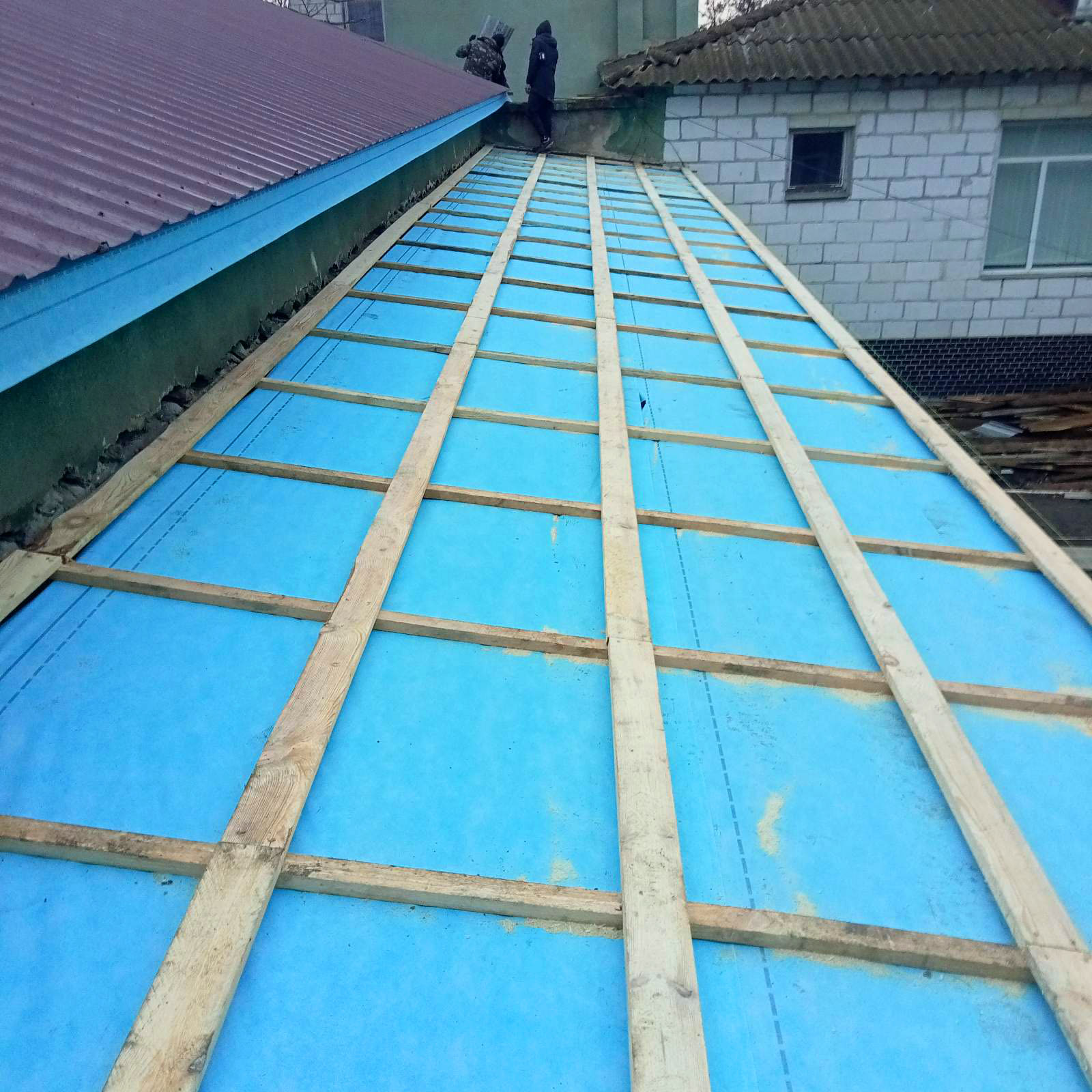 У громаді Болградського району оновили дах з впровадженням енергозберігаючих технологій