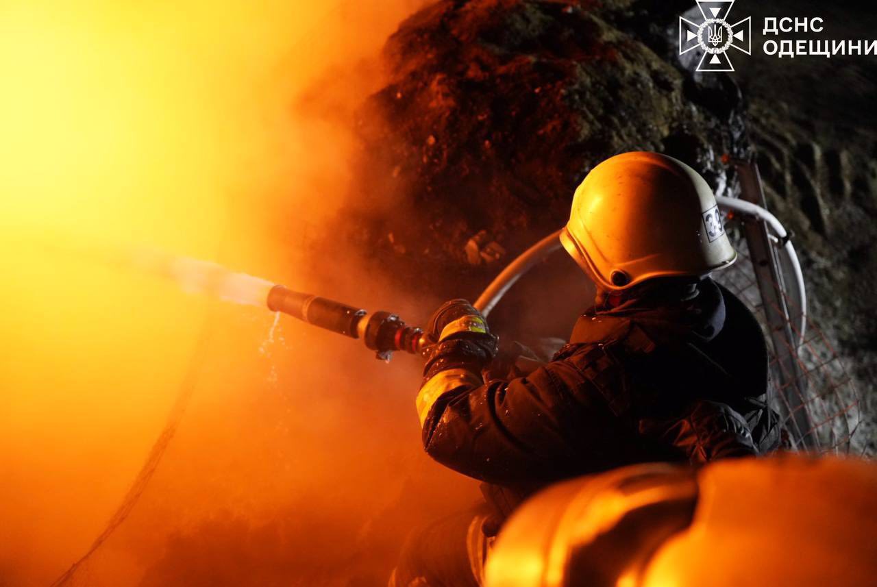 Вночі ворог знову вдарив по енергетичному об’єкту на Одещині