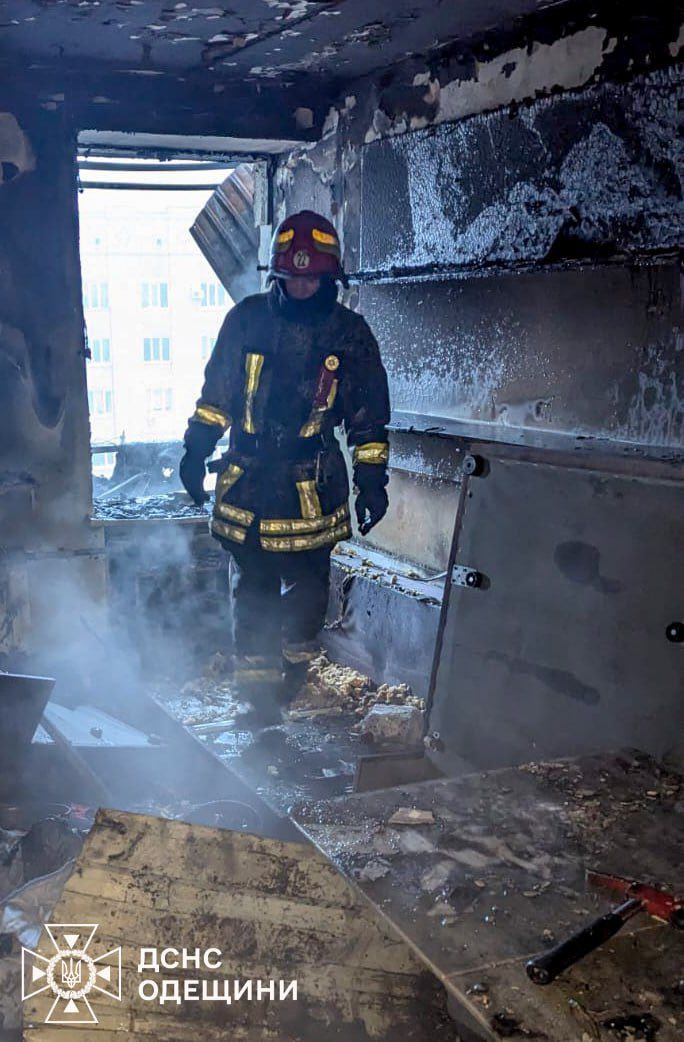 Ворог на світанку цинічно атакував житлові квартали та об’єкти енергетики Одещини