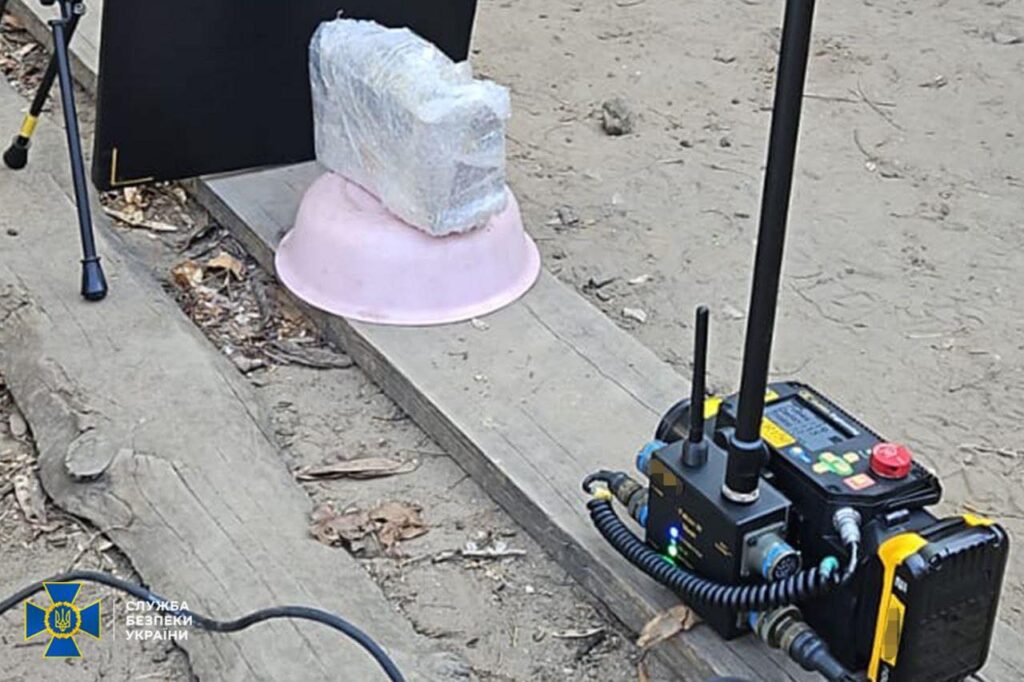 55-річний експравоохоронець з Одещини готував теракти у чотирьох містах