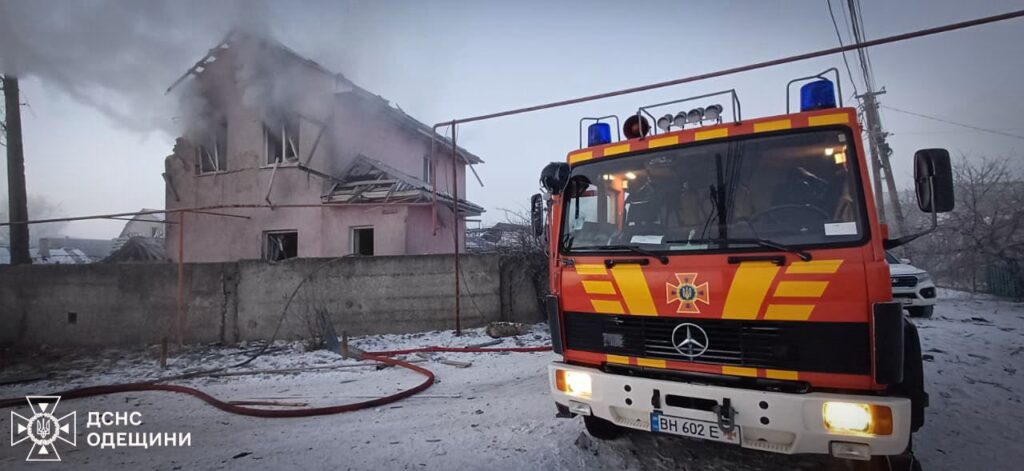 Вночі Одещина пережила чергову атаку "шахедів": є руйнування та постраждалий. Оновлено - додано фото