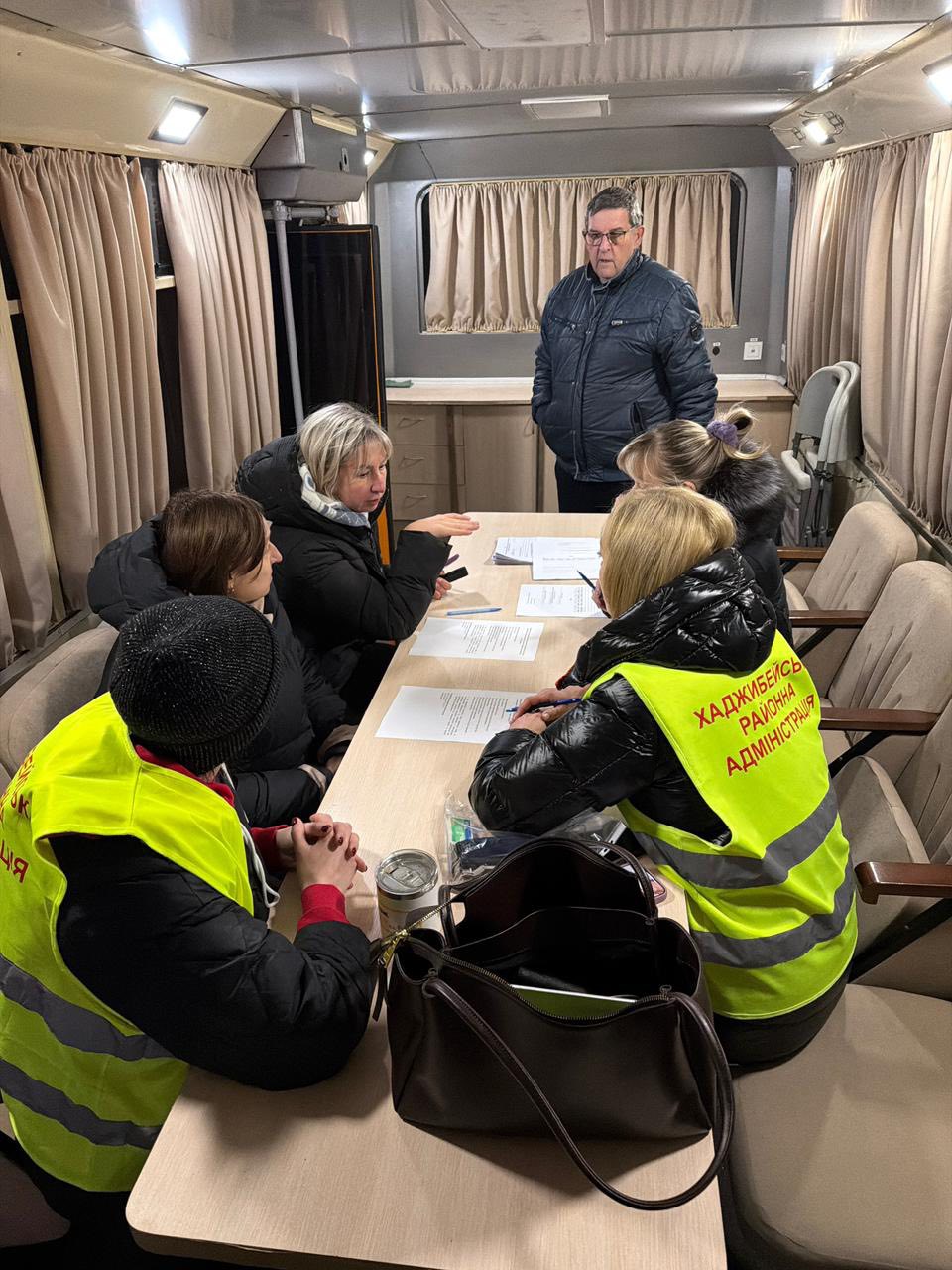 В ніч проти 27 січня ворог знов атакував Одесу: під завалами шукають людей