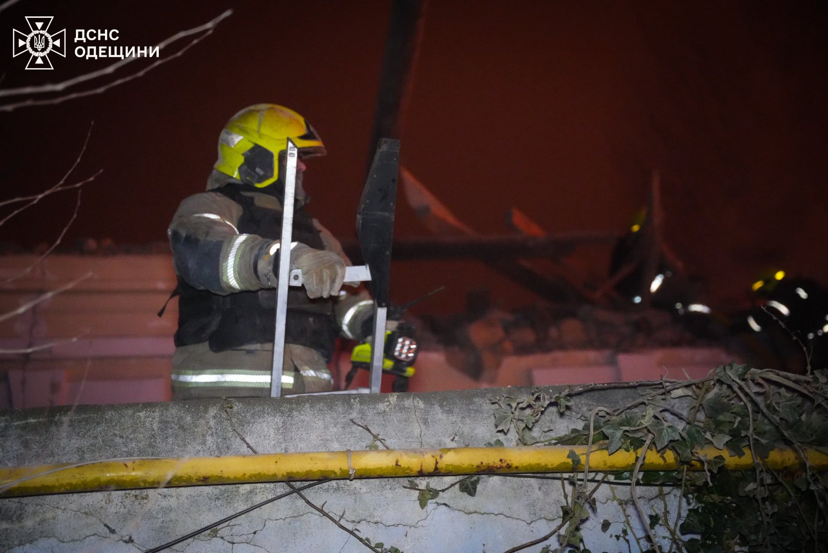 Вже другу ніч поспіль росія тероризує Одесу дронами: постраждало троє людей