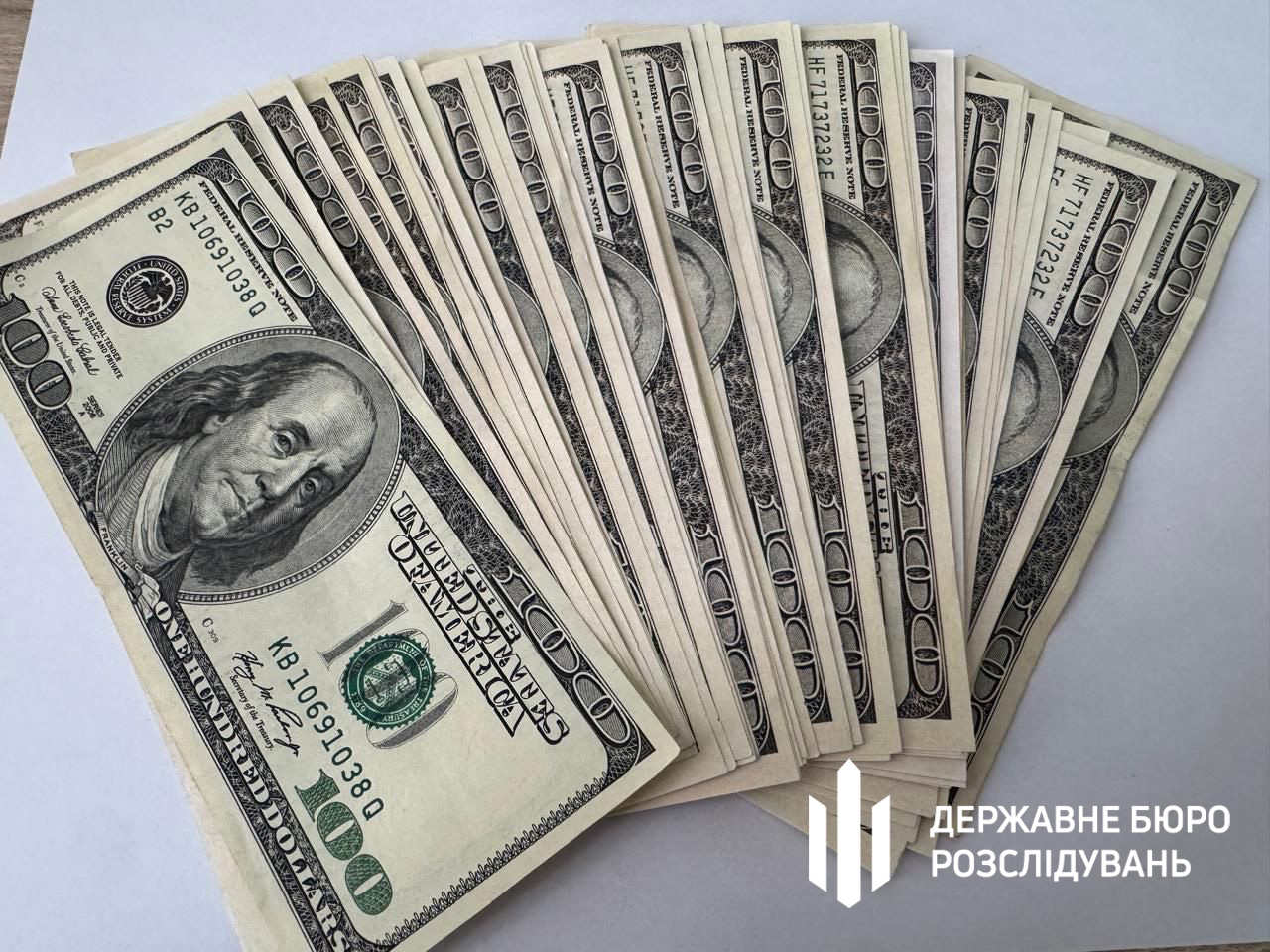 Правоохоронці з Ізмаїла за гроші «звільняли» чоловіків від служби в армії