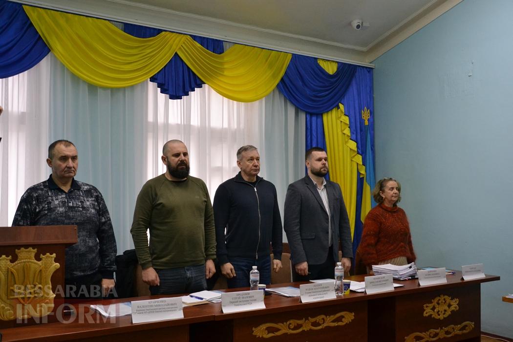 Кілійці, що не мають альтернативи електроопаленню, у відчаї прийшли на сесію через понаднормові відключення світла - влада шукає вихід