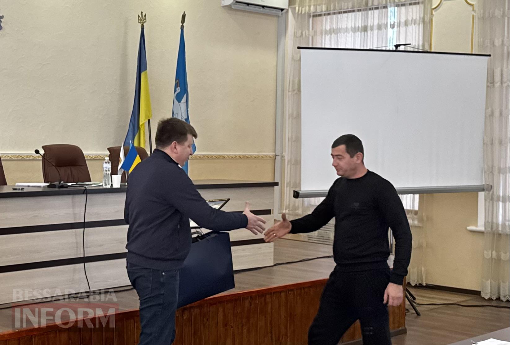 Вистояли у темряві, холоді й під обстрілами — в Арцизькій міськраді подякували енергетикам, які ліквідовували наслідки ворожих ударів