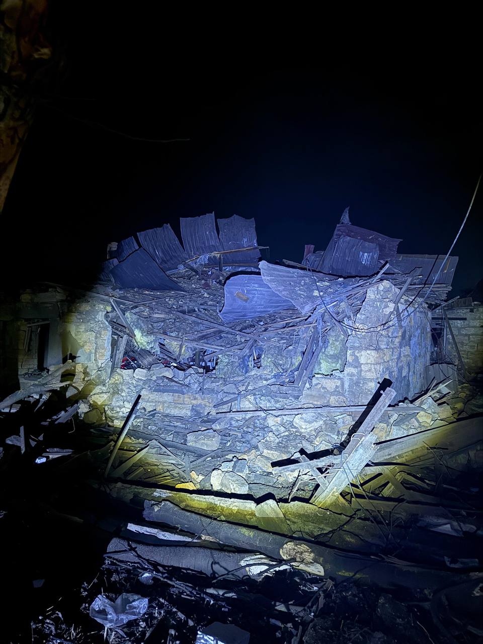 Вночі ворог знов атакував Одесу: є постраждалі