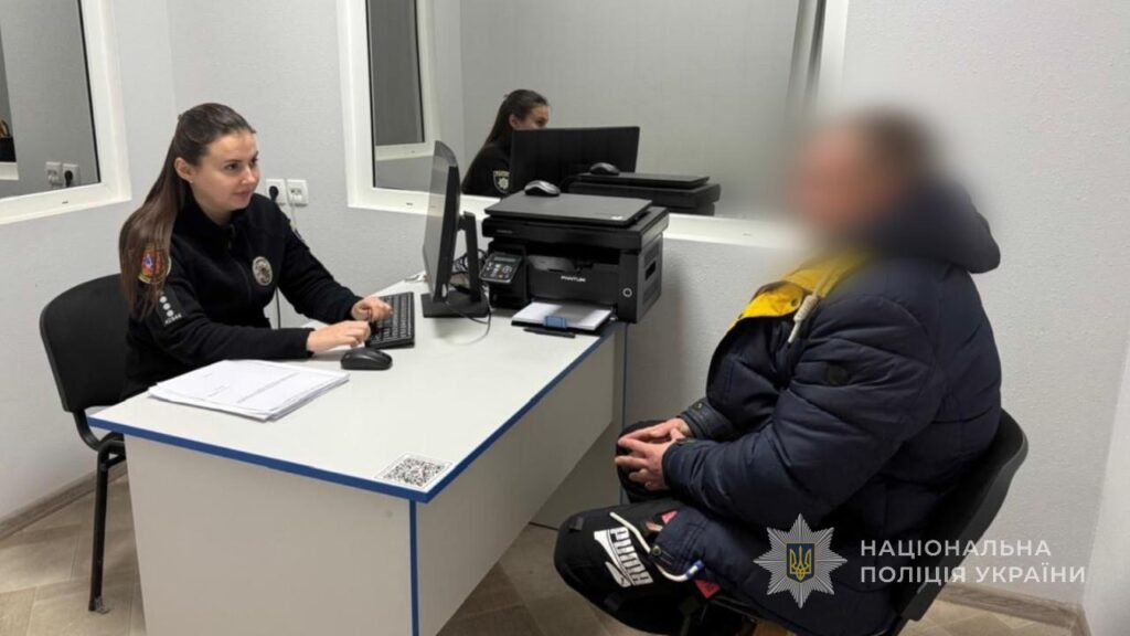 Житель Болградщини планував "заробити" на переправленні чоловіка за участі прикордонника