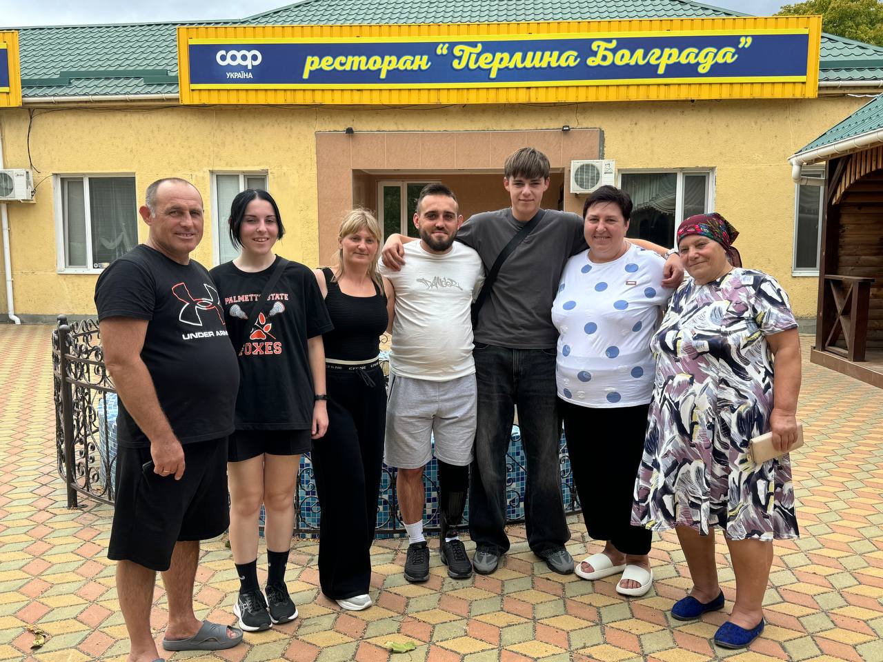 Життя після травми: попри втрату ноги, прикордонник Ізмаїльського загону одружився, повернувся у спорт та на службу