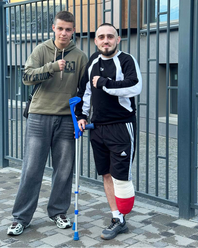 Життя після травми: попри втрату ноги, прикордонник Ізмаїльського загону одружився, повернувся у спорт та на службу