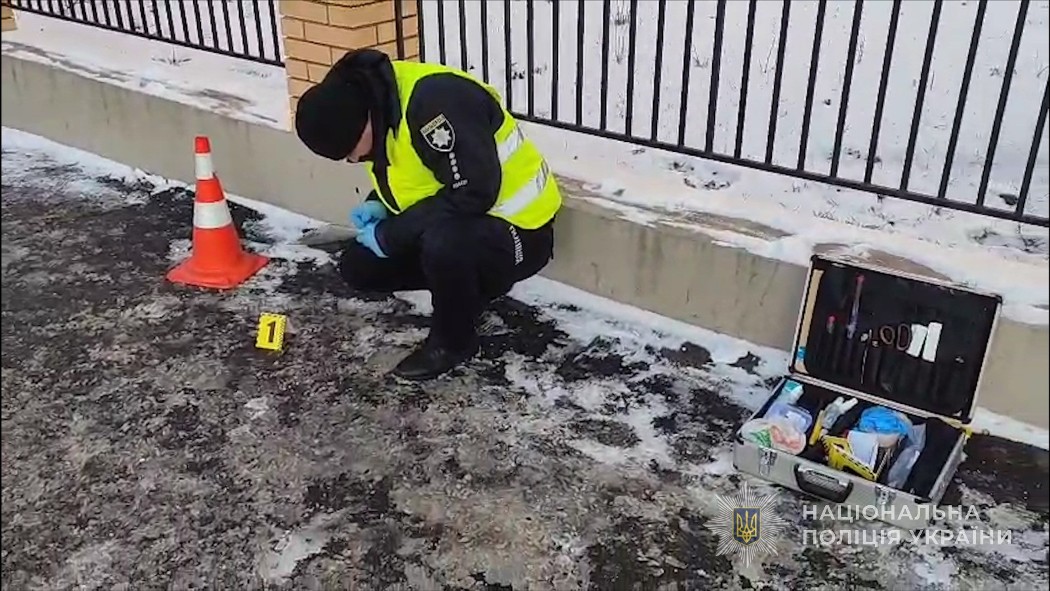 Зухвале викрадення з пістолетом: одеські поліцейські затримали зловмисників, які позбавили волі містянку