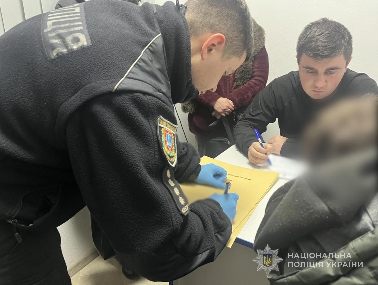 У поліції Ізмаїльщини прокоментували розбійний напад на літнє подружжя та їхнього неповнолітнього онука